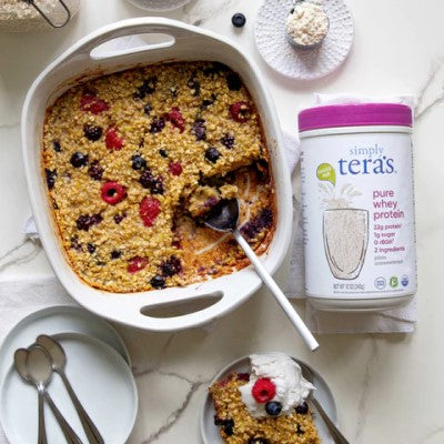 Baked Oats With Berries Recipe Using Simply Teras Pure Whey Protein Non-GMO Plain Unsweetened Powder