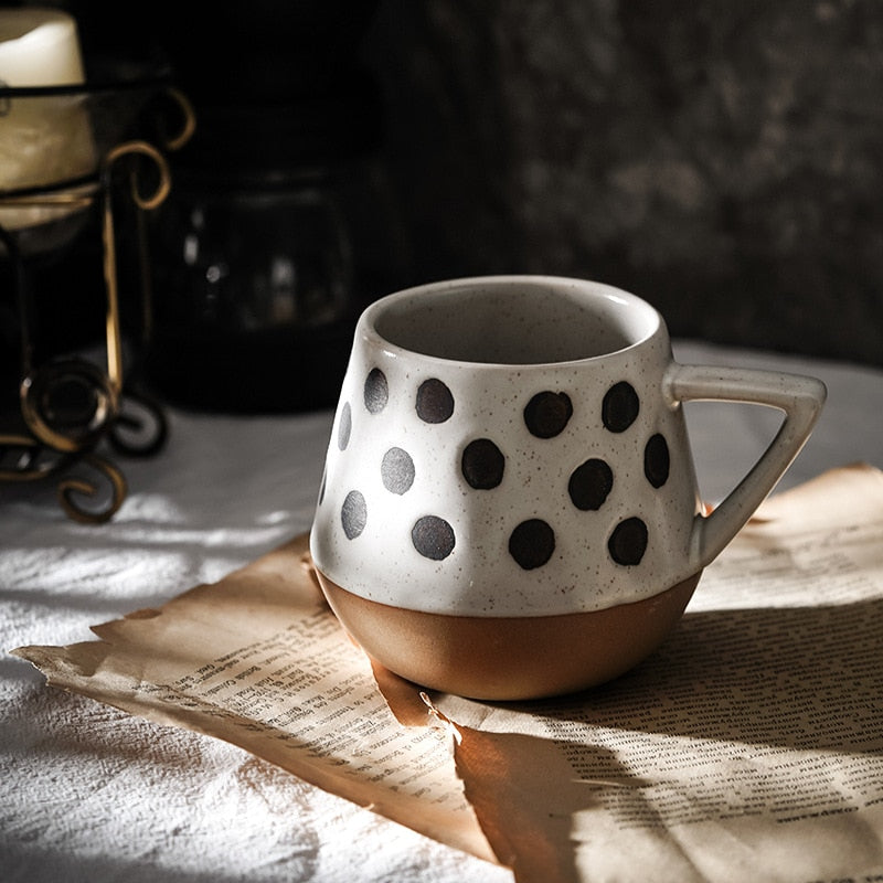 Nordic Style Kring Circle Ceramic Mug With Triangular Handle From Terra Powders
