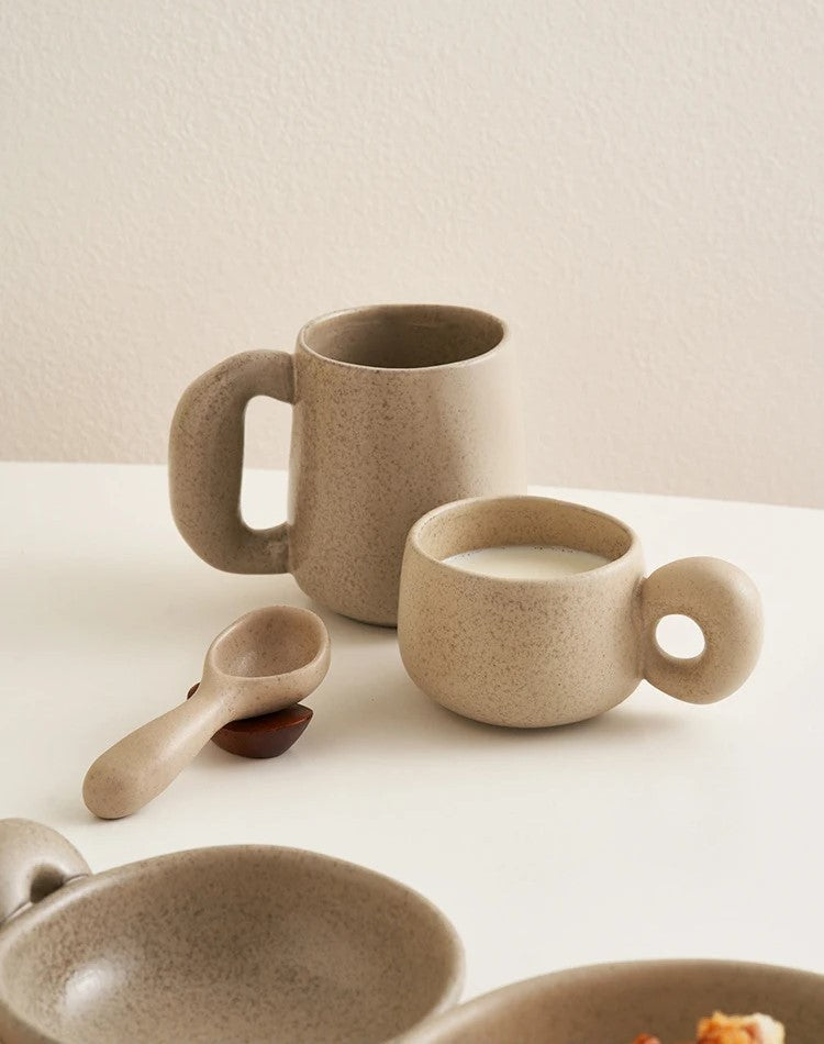 Organic Style Mugs Pottery With Retro Handles In Chunky Shapes And Earthy Colors For Natural Home Decor And Tablescapes