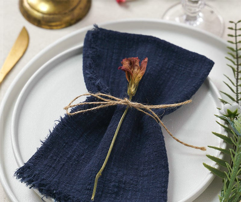 Dried Flower And Navy Blue Cotton Napkin Wrapped With Twine For Rustic Style Table Setting