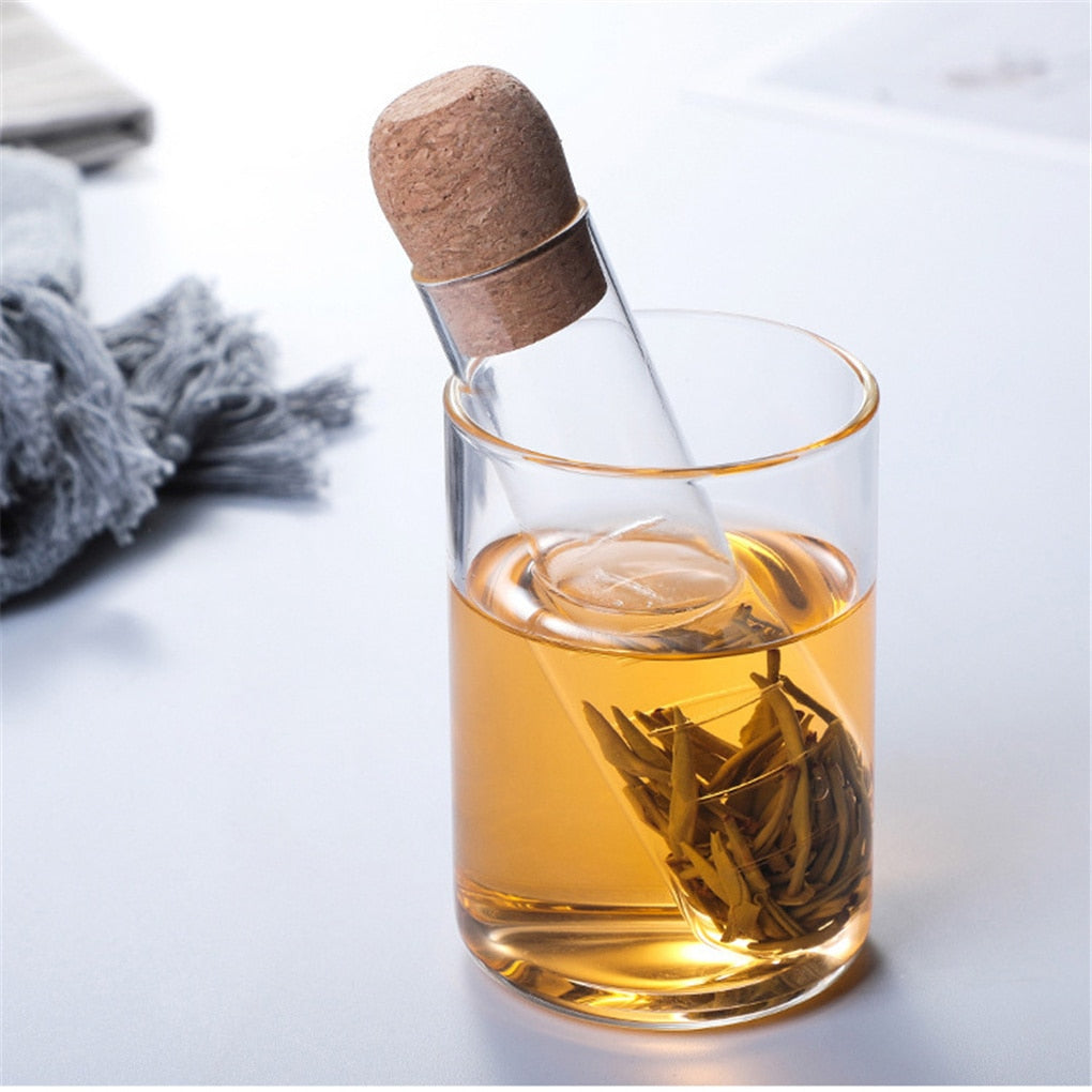 Making Loose Leaf Herbal Teas With Glass Tube Shaped Tea Infuser With Cork Lid