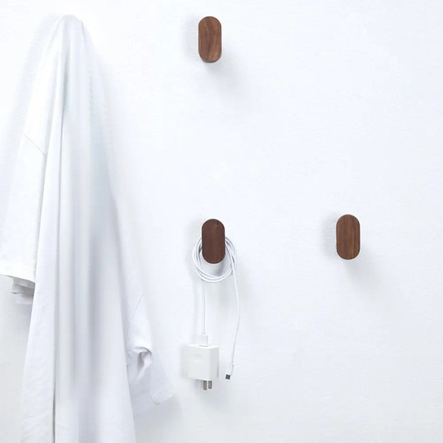 Walnut Wood Hooks Wall Mounted Wooden Oval Hooks For Hanging Items