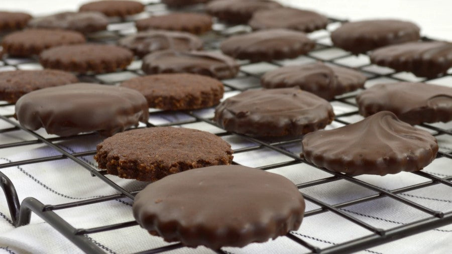 Delicious Paleo Thin Mints Chocolate Cookies Pamela's Almond Flour Recipe