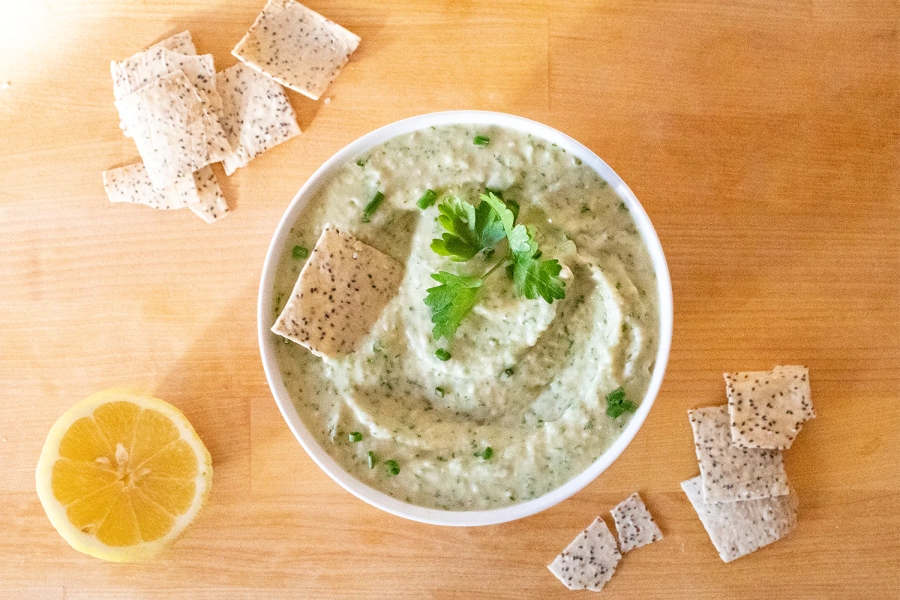 Every Body Eat Recipe Roasted Garlic And Herb White Bean Dip With Sea Salt Chia Cracker Thins